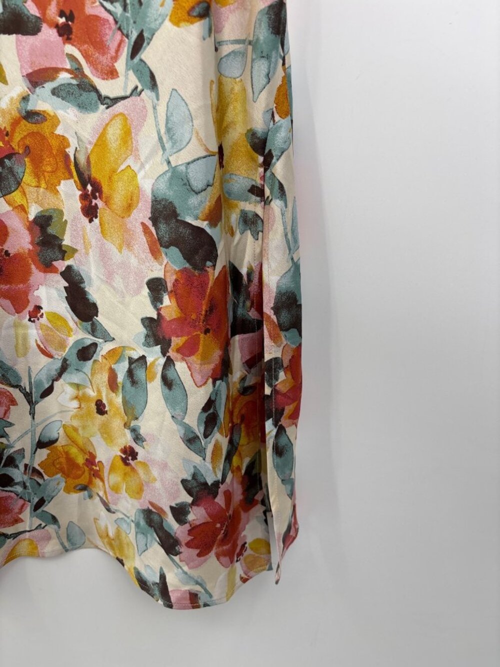 Inspired Hearts Spaghetti Strap Floral Midi Satin Cowl Neck Dress Size Large NEW - Picture 7 of 7